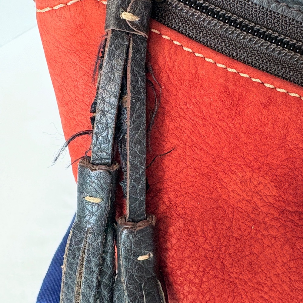 Dooney & Bourke Red Suede & Brown Pebbled Leather Bag with Wallet & Dust Bag - Picture 2 of 16